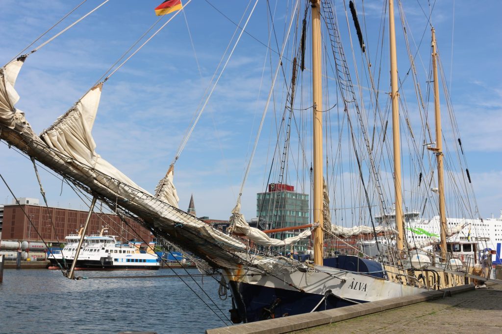 Historisches Segelschiff im Kieler Hafen